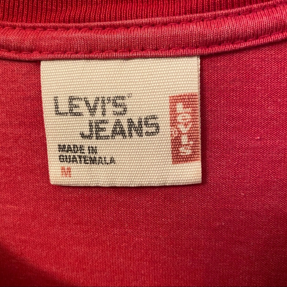 Levi’s‎ - Picture 2 of 4